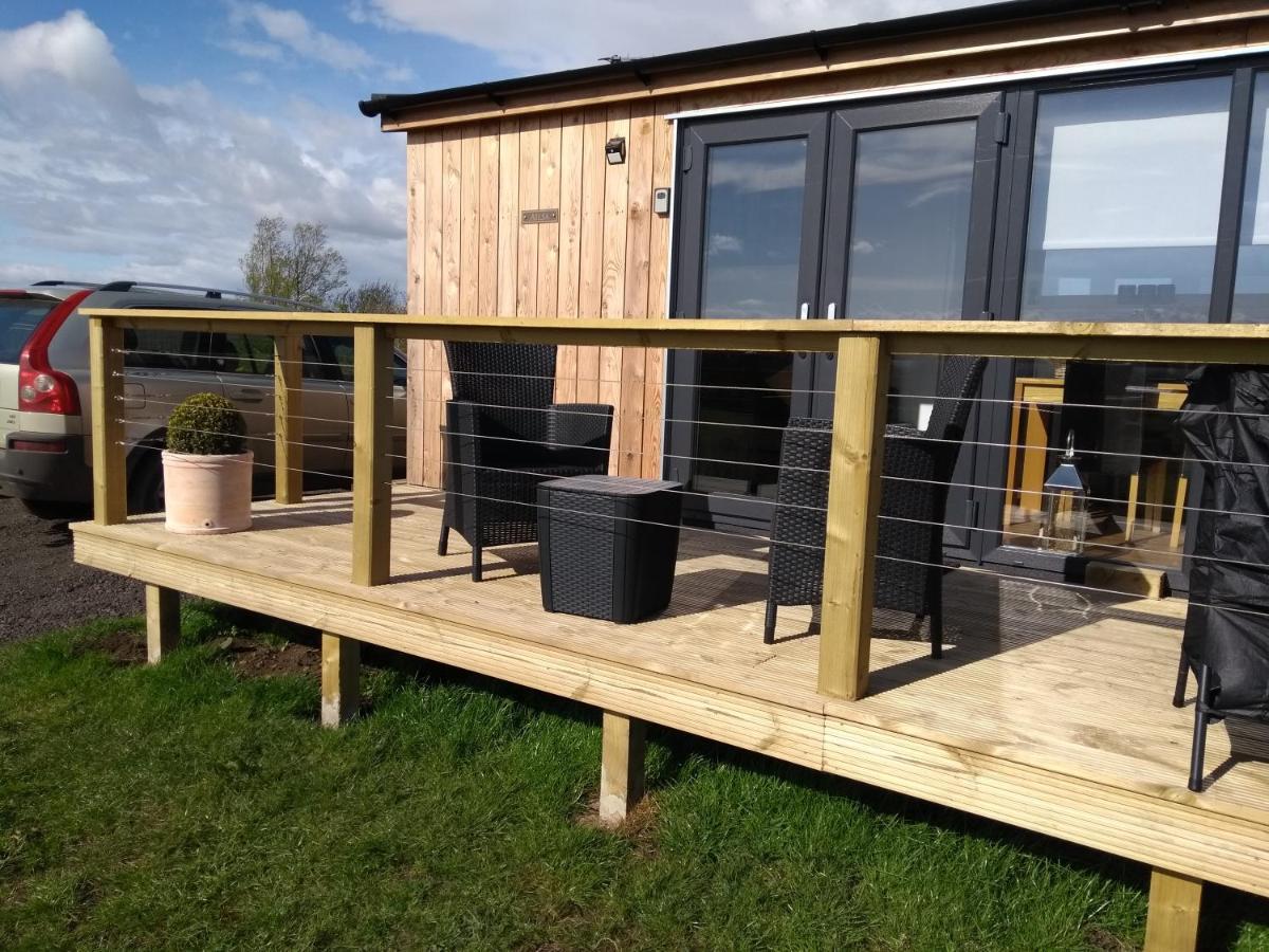 Cleeves Cabins Arran Luxury Lodge With Hot Tub Dalry  Extérieur photo