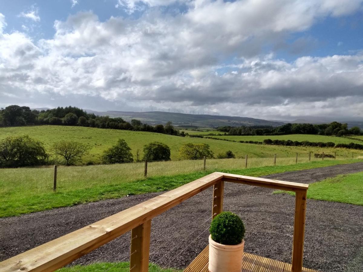 Cleeves Cabins Arran Luxury Lodge With Hot Tub Dalry  Extérieur photo